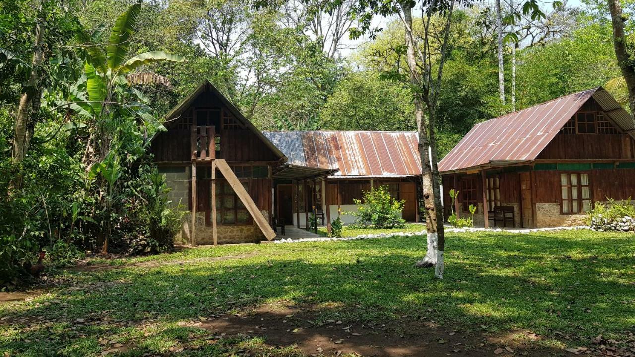 Nawal Hotel Lanquin Exterior photo