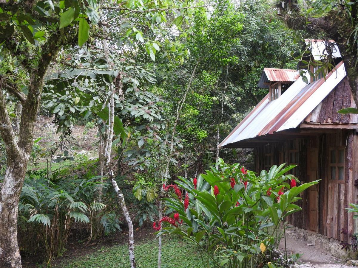 Nawal Hotel Lanquin Exterior photo